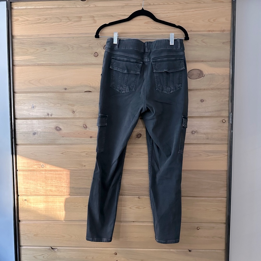 Spanx Stretch Twill Cargo | Black | Medium